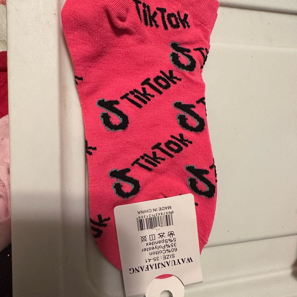 Pink Ankle Socks